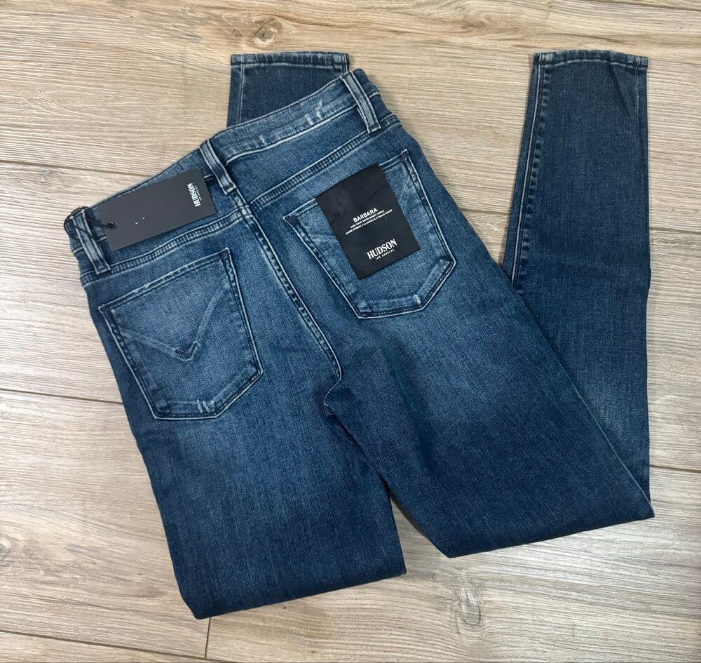 Hudson Los Angeles Barbara Super Skinny NWT Size 26 Bin AA1